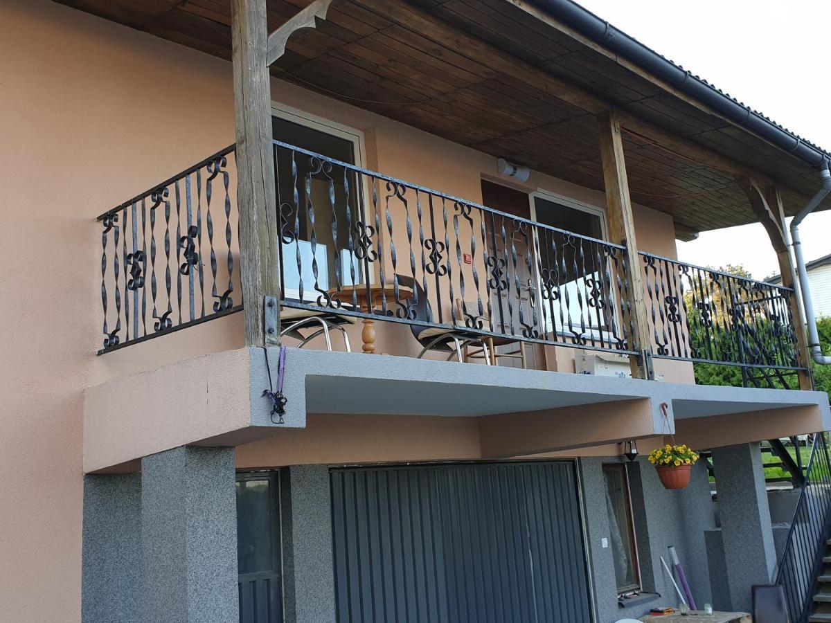 U Wladzia Apartment Gowidlino ภายนอก รูปภาพ
